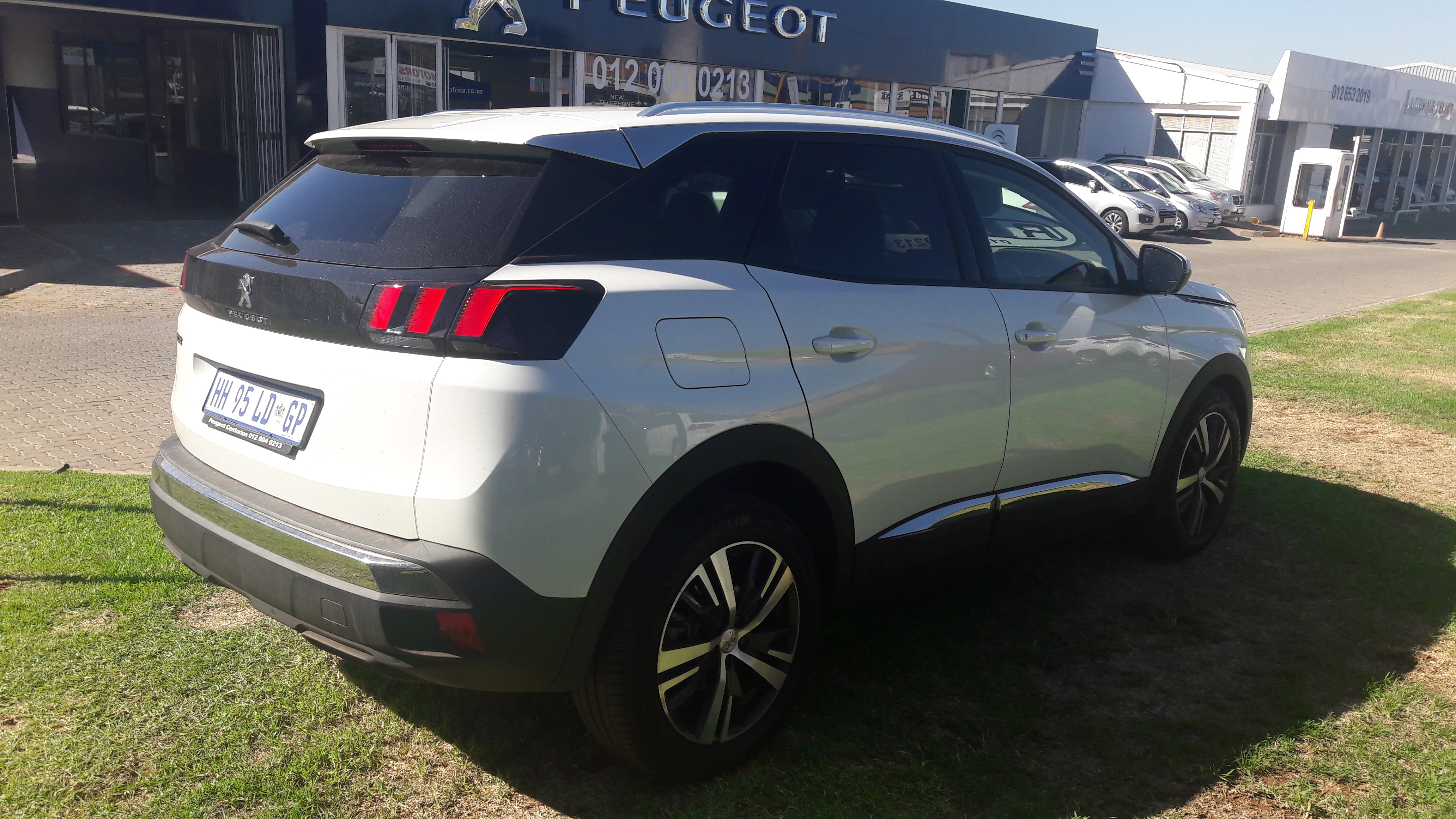 Used Peugeot 3008 SUV Allure 2018 – Peugeot Preowned  South Africa