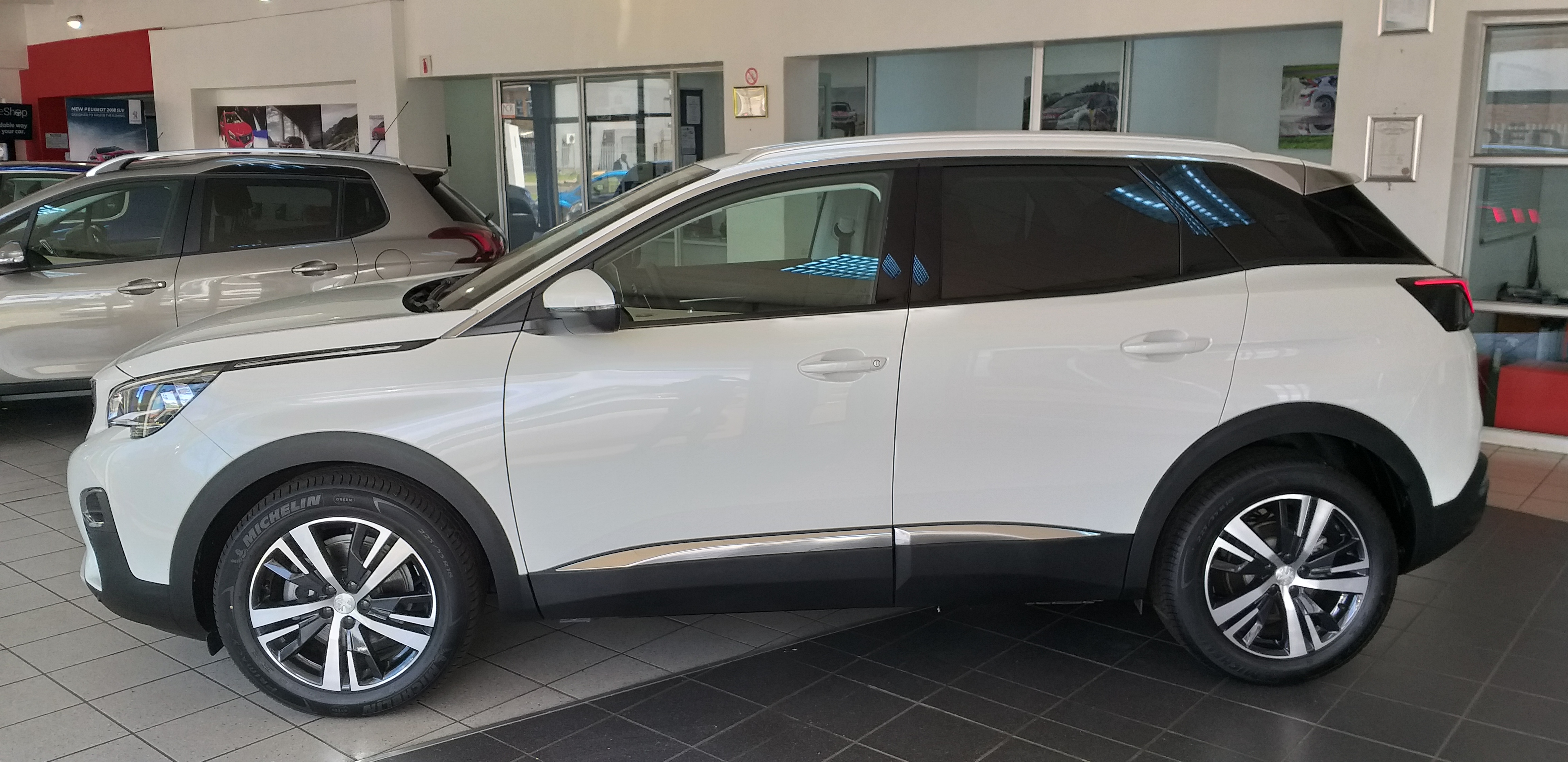 Used Peugeot 3008 SUV Allure 2019 – Peugeot Preowned  South Africa
